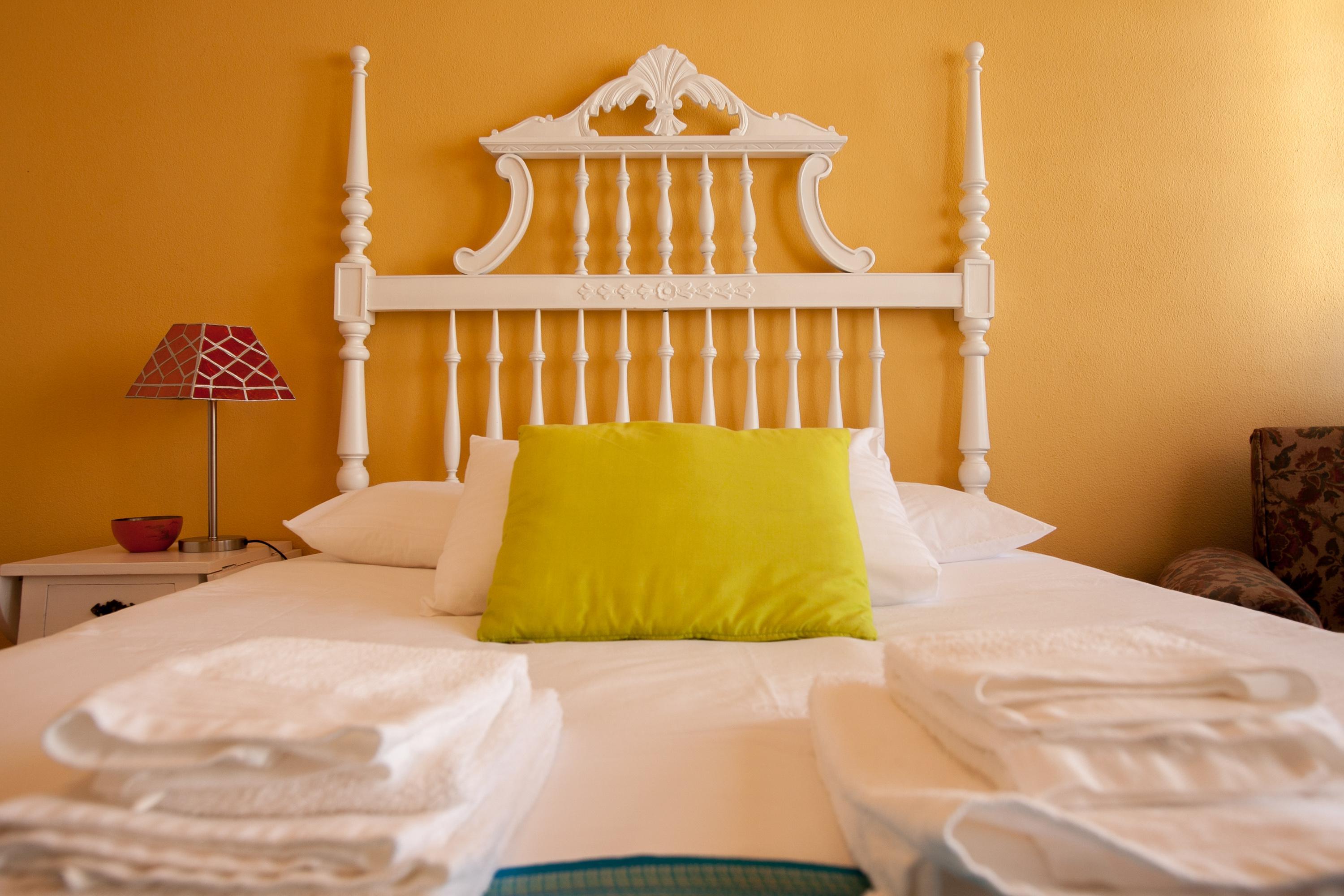Ericeira Chill Hill Hostel & Private Rooms - Peach Garden Экстерьер фото