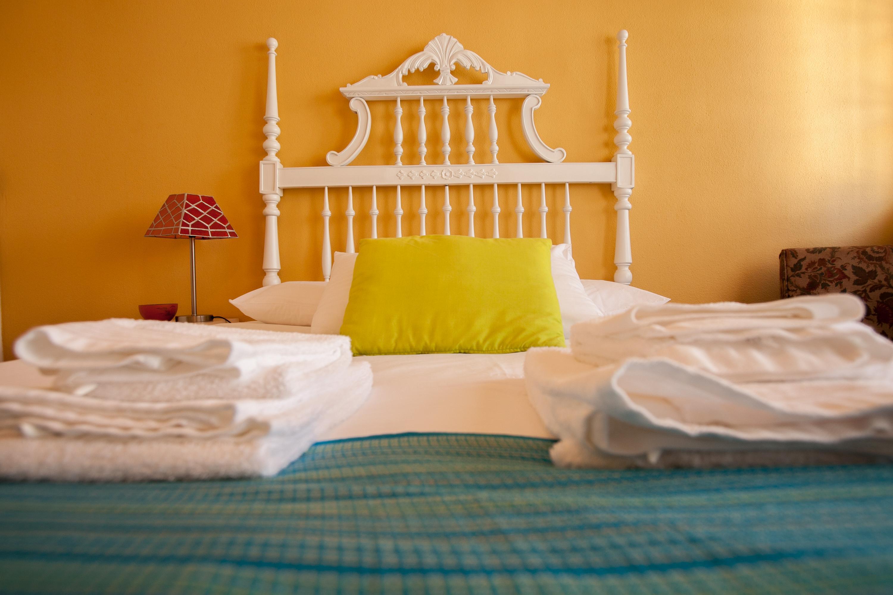 Ericeira Chill Hill Hostel & Private Rooms - Peach Garden Экстерьер фото