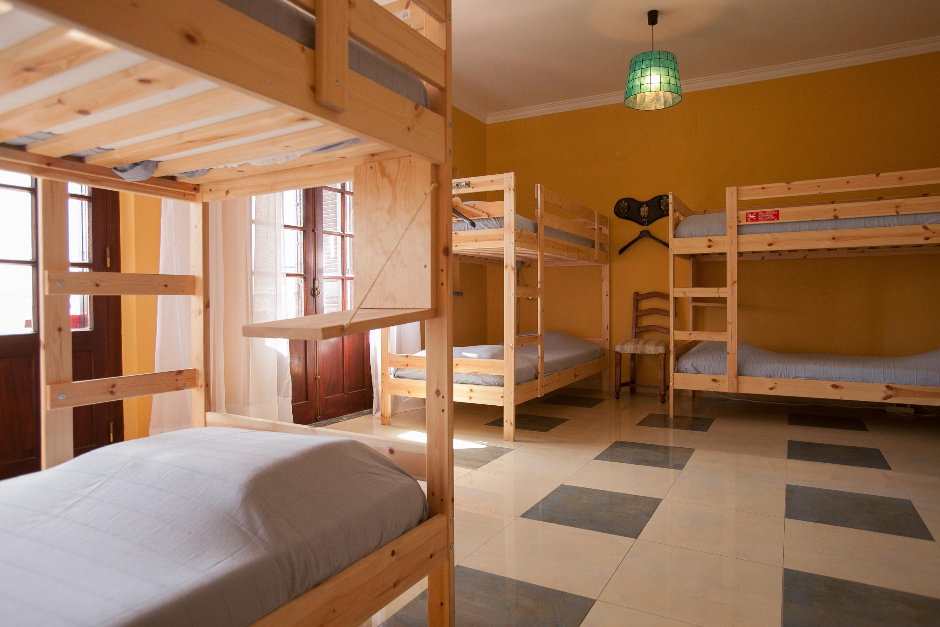 Ericeira Chill Hill Hostel & Private Rooms - Peach Garden Экстерьер фото
