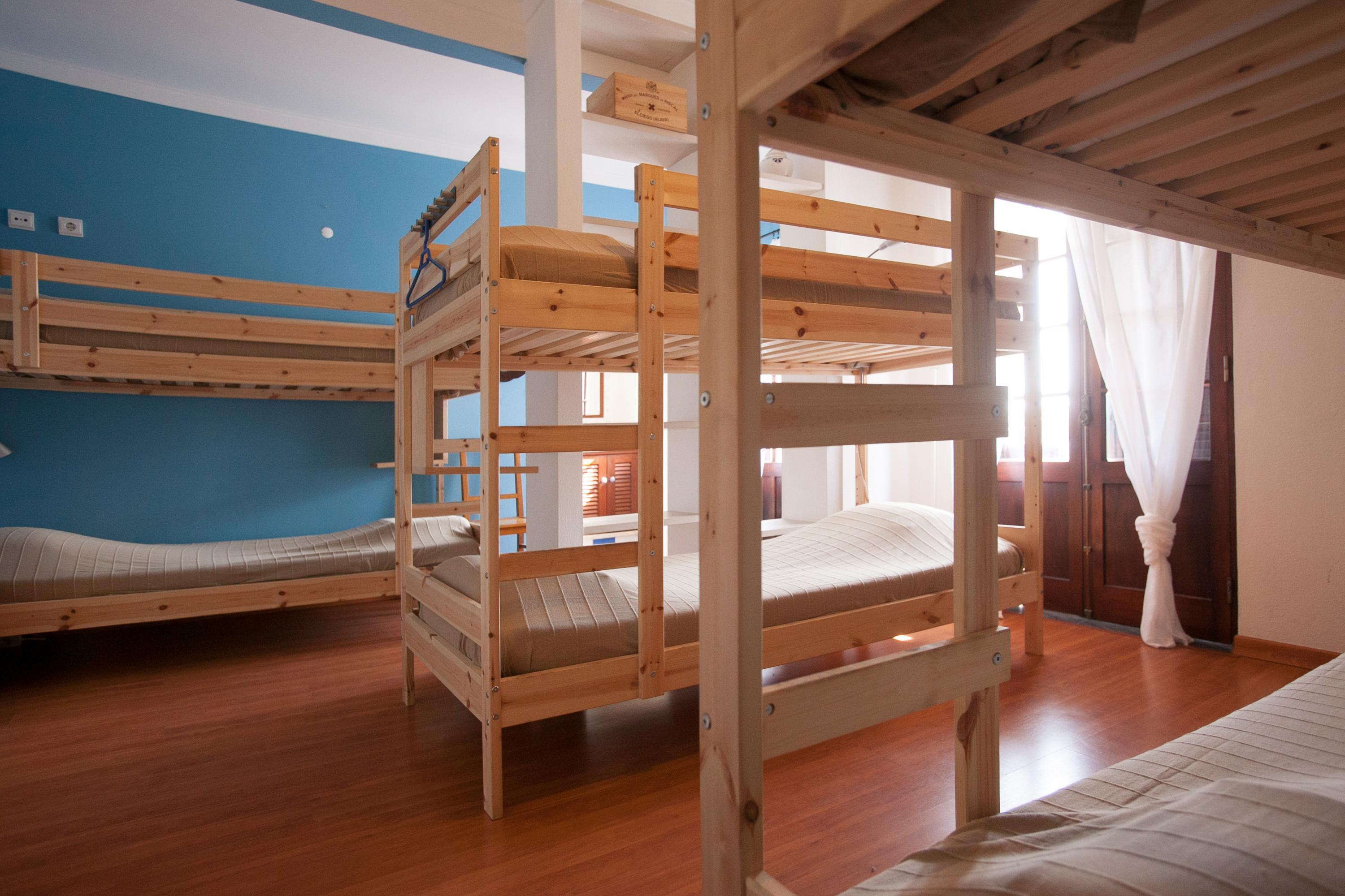 Ericeira Chill Hill Hostel & Private Rooms - Peach Garden Экстерьер фото