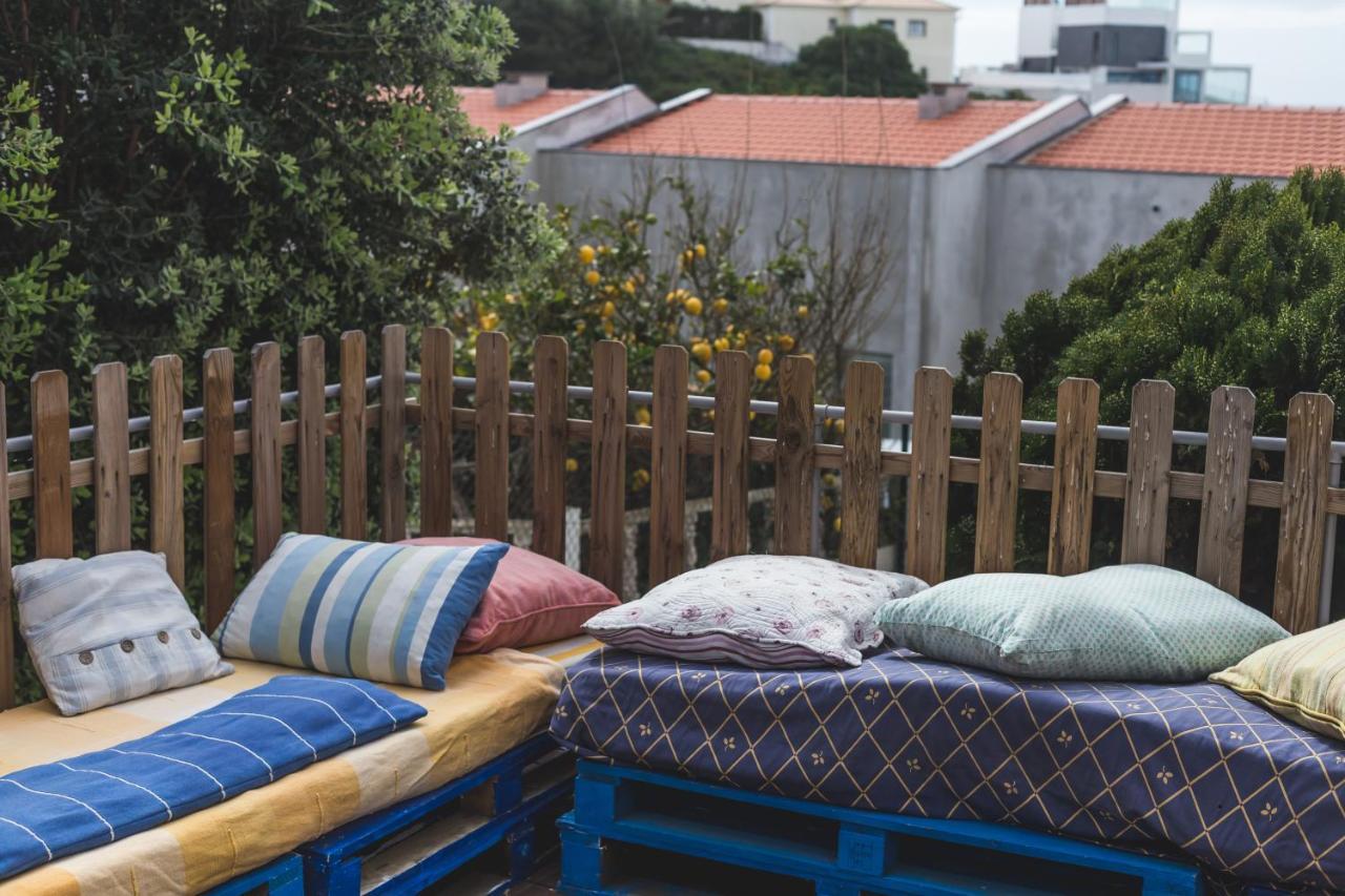 Ericeira Chill Hill Hostel & Private Rooms - Peach Garden Экстерьер фото