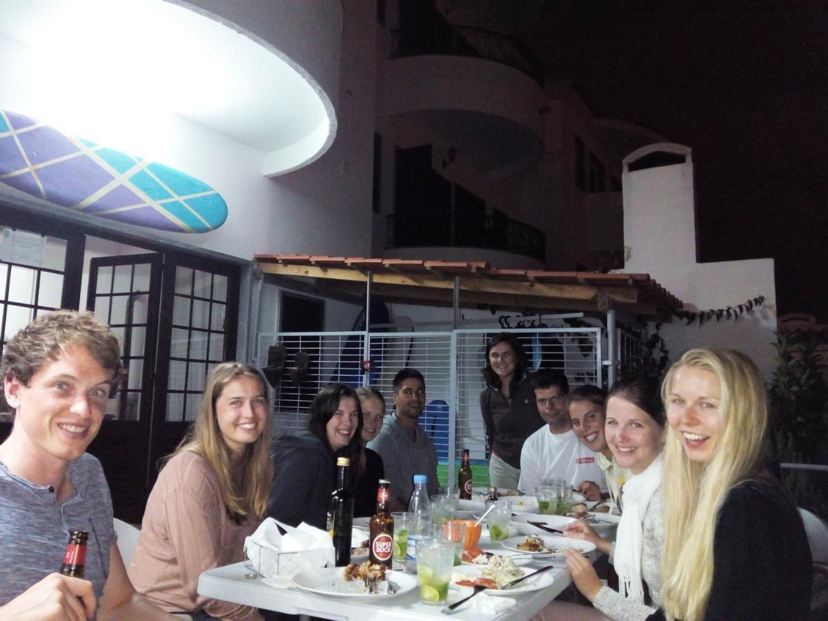 Ericeira Chill Hill Hostel & Private Rooms - Peach Garden Экстерьер фото